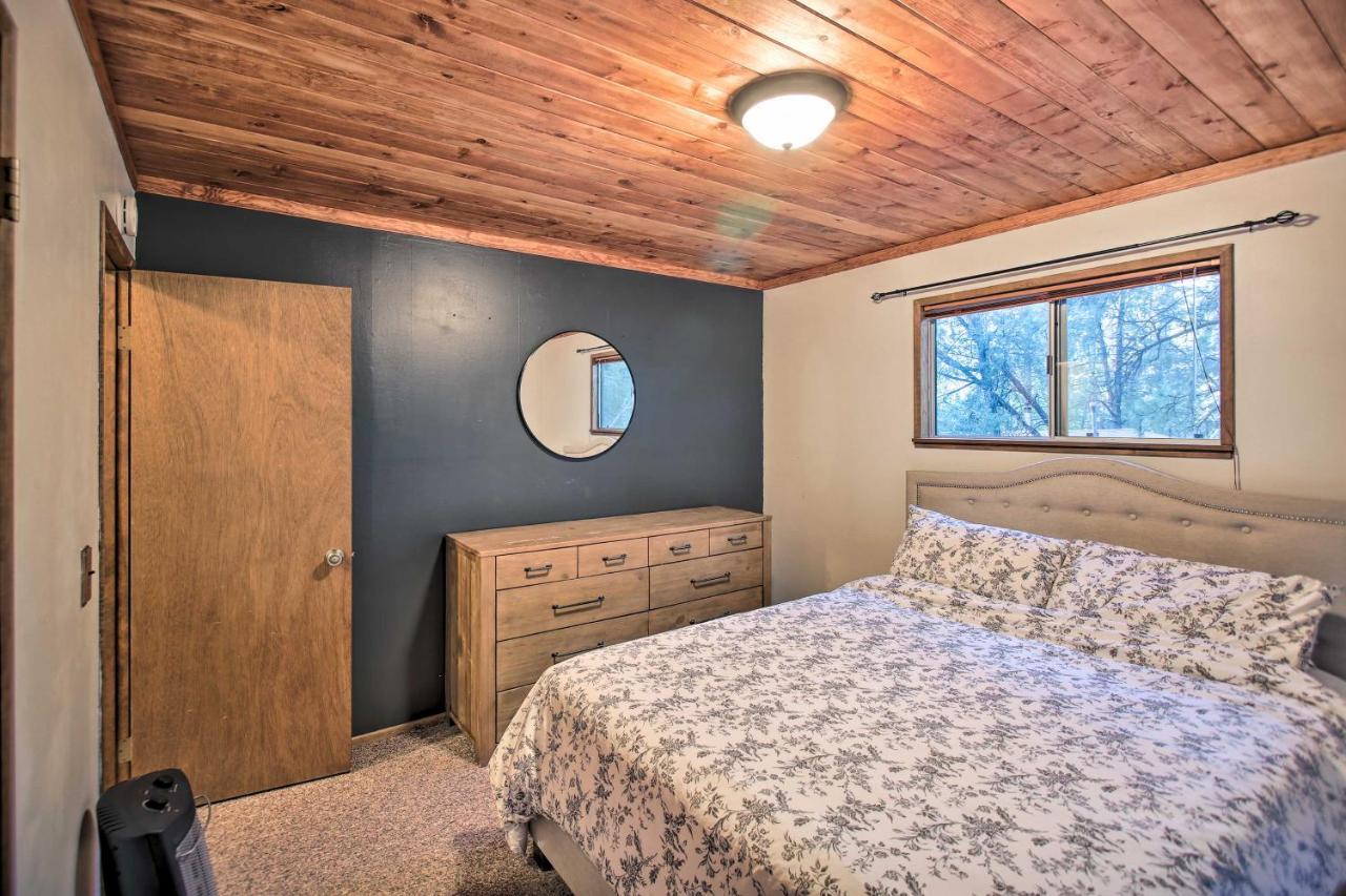 Peaceful And Idyllic Forest Cabin With Pool Table Pine Mountain Club Exterior photo
